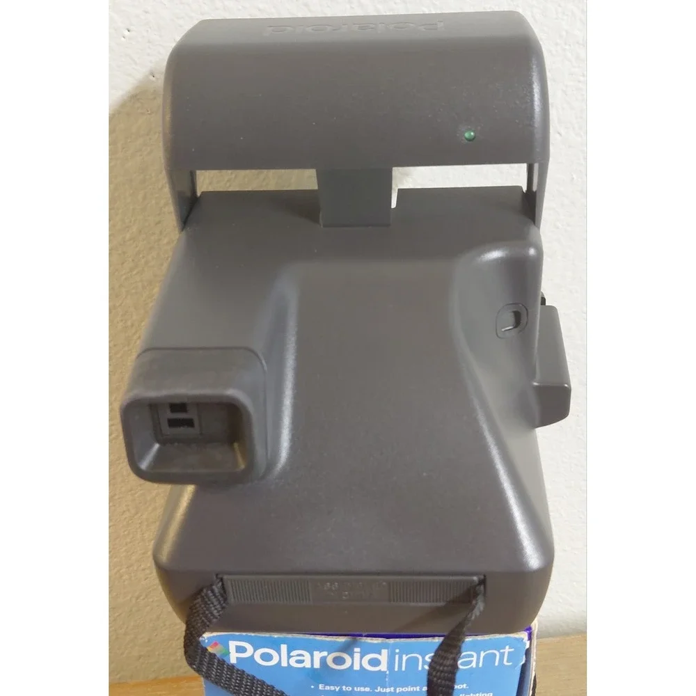 Vintage Polaroid OneStep 600 Instant Camera w/ Original Box Uses 600 Film Tested